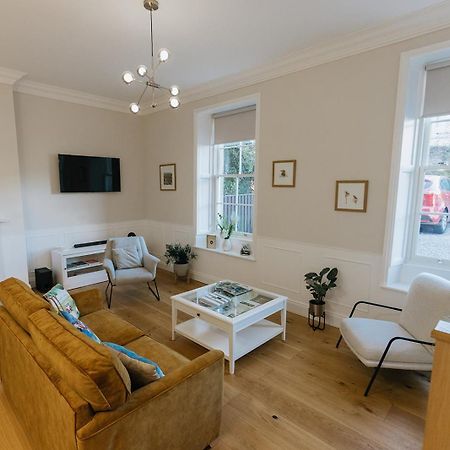 Wensleydale, Old School Rooms - Ground Floor Luxury Apartment In Richmond, North Yorkshire Richmond  Exterior foto
