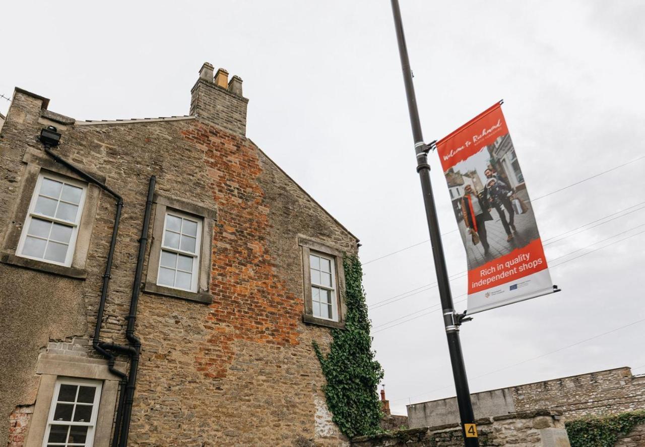 Wensleydale, Old School Rooms - Ground Floor Luxury Apartment In Richmond, North Yorkshire Richmond  Exterior foto
