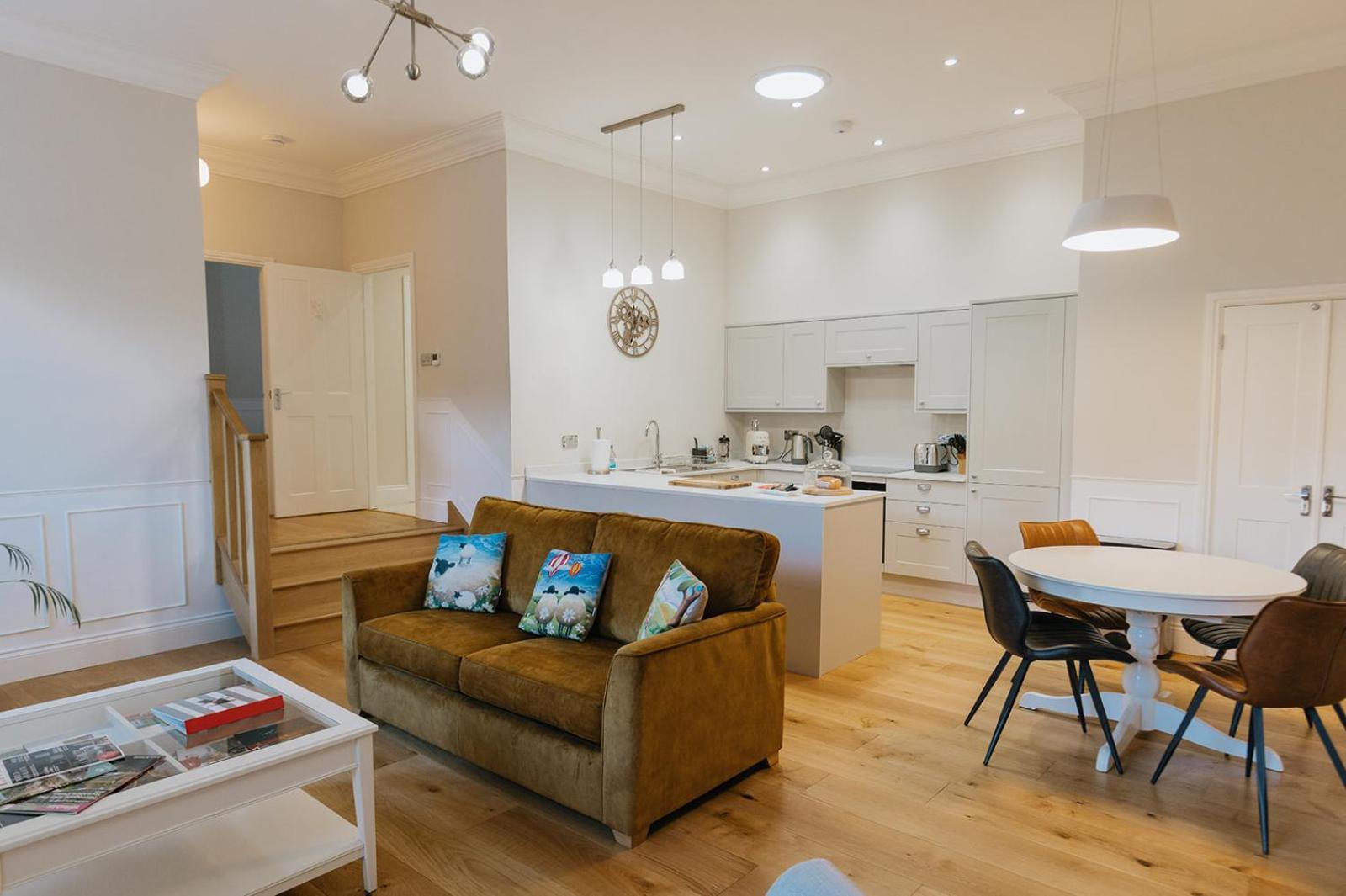 Wensleydale, Old School Rooms - Ground Floor Luxury Apartment In Richmond, North Yorkshire Richmond  Exterior foto